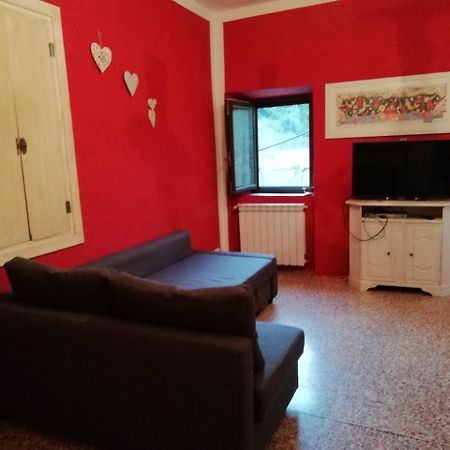 Ferienwohnung San Francesco E Il Lupo Pontremoli Exterior foto